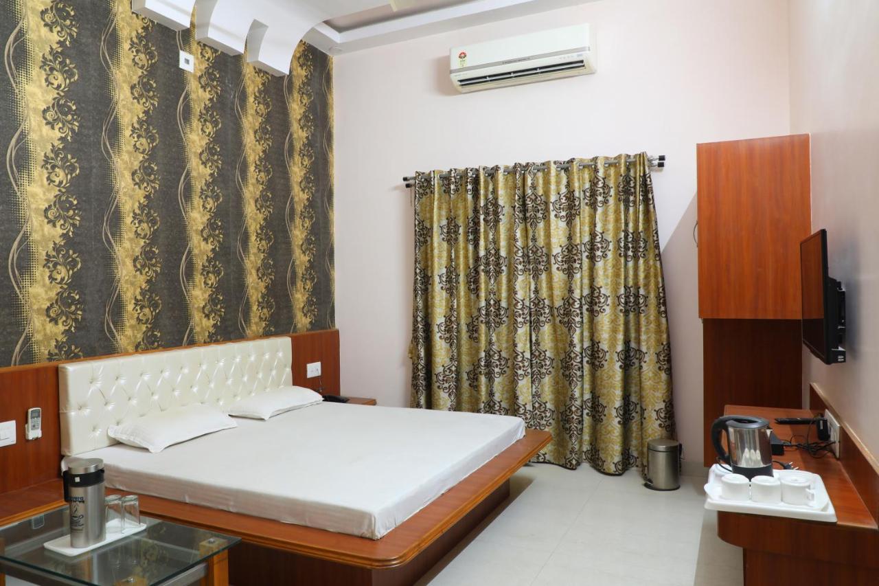 Hotel Panigrahan Bikaner Zewnętrze zdjęcie